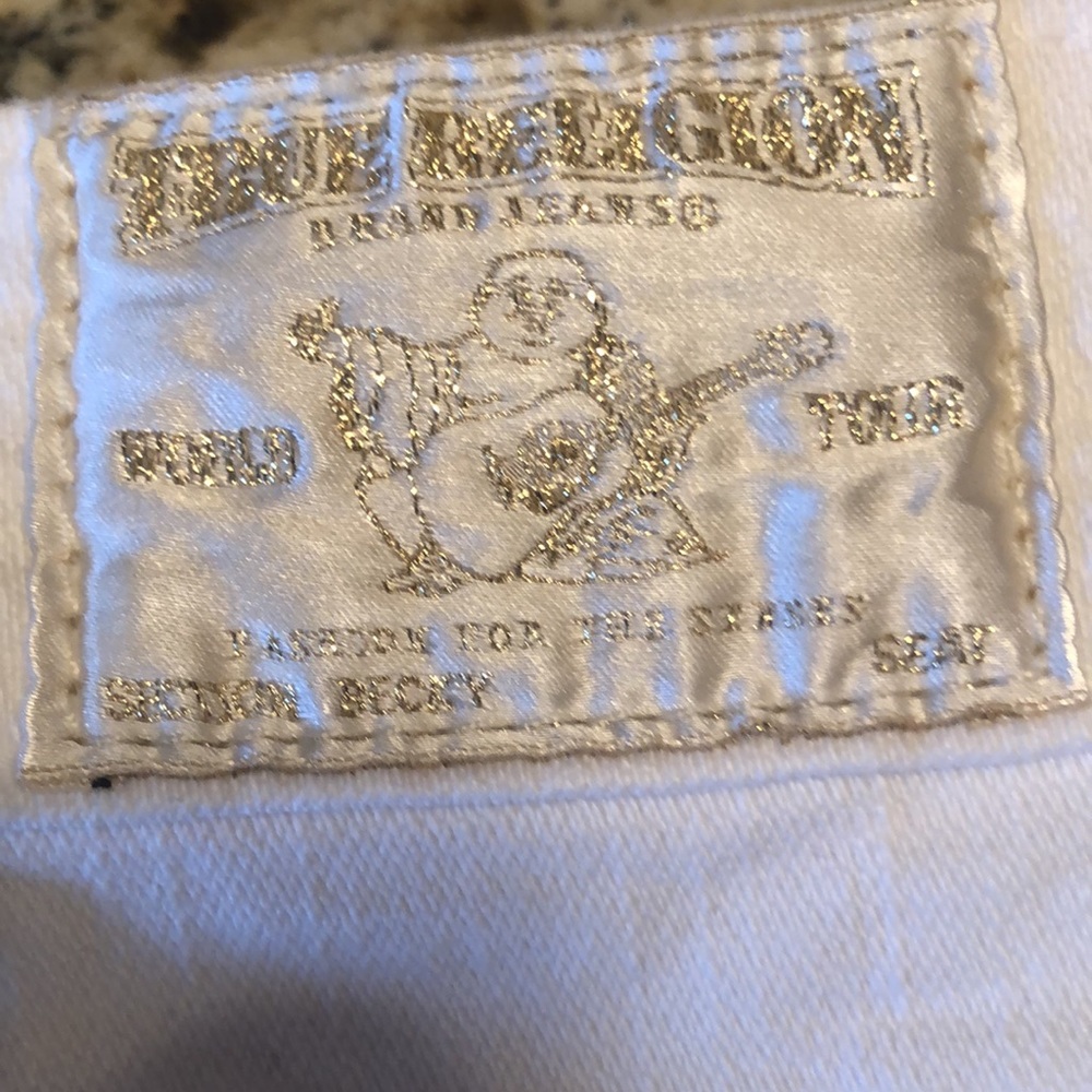 True Religion white Becky jeans! Size 27! Brand new no tags never worn! - Picture 4 of 8
